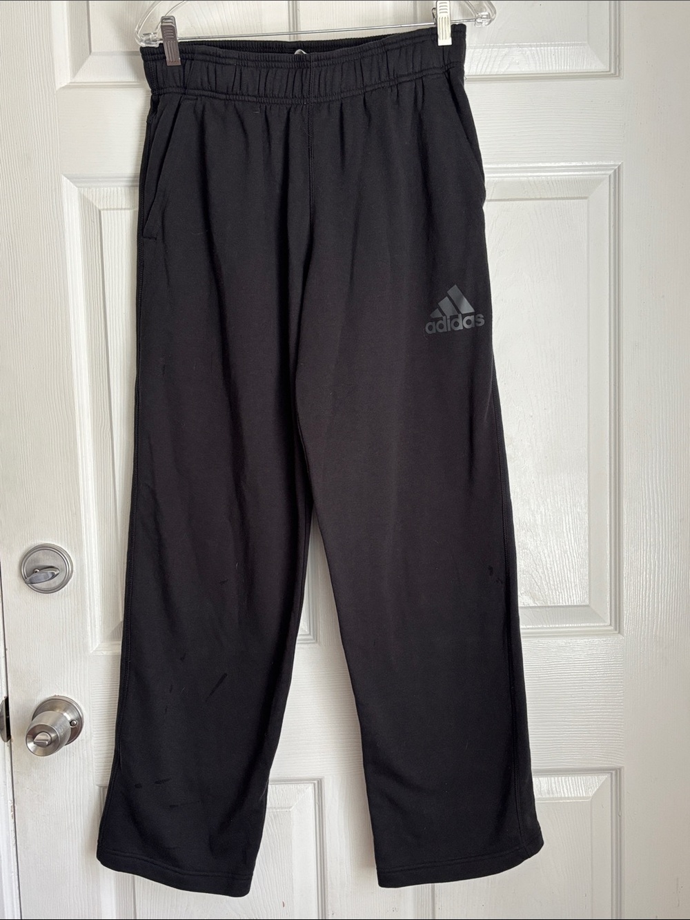 New NWT Adidas Black Exault Pant Open Bottom Leg Sweatpants Size Medium Unisex